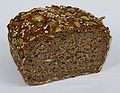 English: Essene Bread, 70% sproud Rye, 30% Spelt, Temperature 200-270°C, cutted