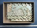 Картонный пазл с картой Европы в упаковке, элементы пазла имеют форму свастики. 1930-1940-е годы, Новая Зеландия. Экспонат Оклендского военно-исторического музея