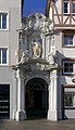 Trier, Hauptmarkt 9, Eingang zur Kirche St. Gangolf