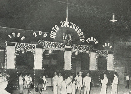 Northern Alun-Alun (north of the Kraton of Yogyakarta) during the 200th anniversary ceremonies