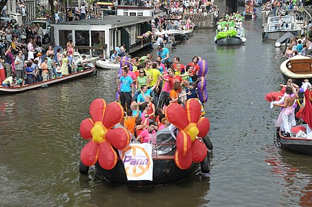 Гей-прайд в Амстердаме в 2008 году.