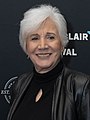 2021 Olympia Dukakis (Encís de lluna)