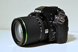 Pentax K-3 avec objectif Pentax DA 18-135 mm f/3.5-5.6 ED AL [IF] DC WR.