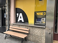 Caixer Banc Sabadell Andorra.jpg