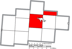 Location of Falls Township in Hocking County