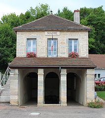 La mairie-lavoir