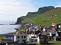 Sumba, Beinisvørð in the background