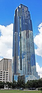 テキサス州ヒューストンのウィリアムズタワー 、Philip Johnson（1981-1983）