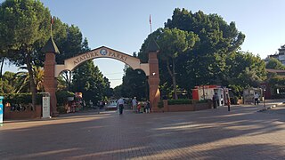 Nazilli-Atatürk-Park-Girişi-20160711 185434.jpg