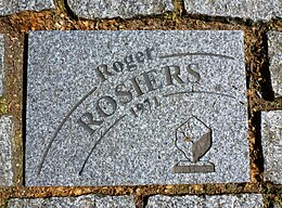 Pavé Roger Rosiers.jpg