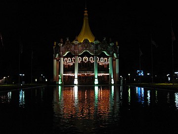 Columbia Carousel at night (2014)