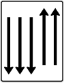 Zeichen 522-35 Fahrstreifentafel; Darstellung mit Gegenverkehr: zwei Fahrstreifen in Fahrtrichtung, drei Fahrstreifen in Gegenrichtung