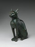 Egyptská soška kočky vznikla asi 332 až 30 př. n. l.
