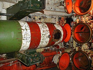 Salle des torpilles avant d'un sous-marin soviétique de la classe Foxtrot transformé en navire-musée