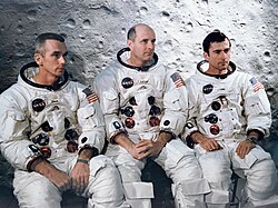 Gene Cernan, Thomas Stafford et John W. Young