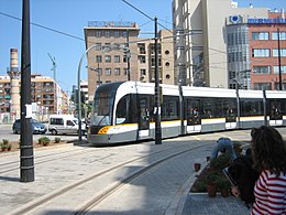 Unidad múltiple del tranvía de la línea 6 de Metrovalencia en Valencia, España.[a]​
