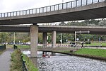 Hubertusviaduct (met voetbrug) in Den Haag, Nederland.