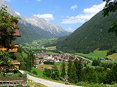 Antholz Mittertal - Blick zum Ortszentrum 2.jpg