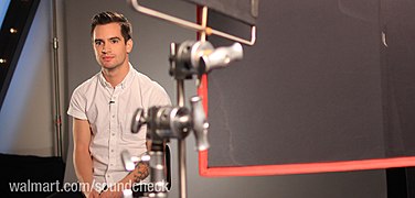 Brendon Urie's interview to Walmart Soundcheck 06.jpg