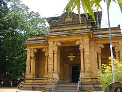 Kelaniya Temple