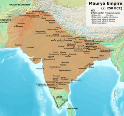 மௌரியப் பேரரசின் அதிக பட்ச பரப்பு, அசோகர் கல்வெட்டுக்களின் அமைவிடங்களின் மூலம் காட்டப்பட்டதன் படி, வரலாற்றாளர்கள்: வின்சென்ட் ஸ்மித்;[1] ரமேஷ் சந்திர மஜும்தார்;[2] மற்றும் வரலாற்றுப் புவியியலாளர் யோசோப்பு ஈ. சுவர்த்ஸ்பெர்க் ஆகியோரால் அகக் காட்சியாக உருவாக்கப்பட்டதன் படி.[3]