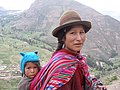 Wanita Peru dan kanak-kanak berketurunan Amerindia.