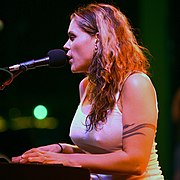 Beth Hart at San Diego Indie Music Fest 04.jpg