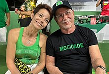 Casal Lage em evento na quadra da Vila Vintém em 2024