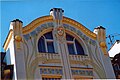 La facciata di un edificio a Karlovy Vary, Repubblica Ceca.