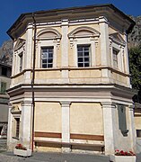 Extérieur de la chapelle Saint-Michel.