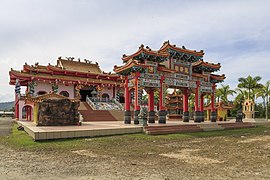 Lumat Sabah LungHwaTemple-03.jpg