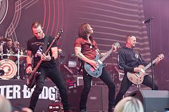 Alter Bridge выступает на Rock am Ring в 2017 году. Слева направо: Скотт Филлипс, Брайан Маршалл, Майлз Кеннеди и Марк Тремонти.