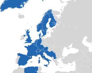 Um mapa colorido dos países da Europa