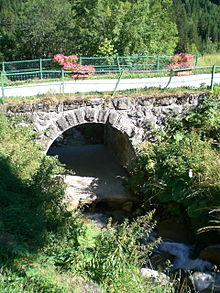 Le Nant Brun aux deux Nants - le pont