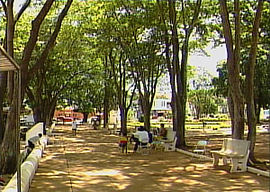 Praça Emanuel Pinheiro - Centro da Cidade