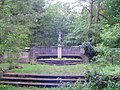 Gravesite "Solmssen", with a good copy of an antique bronze statue, see also Image:Betender Knabe 1.jpg in Schloss Glienicke