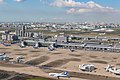 羽田空港は日本最大の空港であり、2018年には乗降客数で世界第4位となった