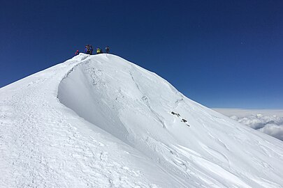 Эльбрусан Малхбузен бохь (5642 м)