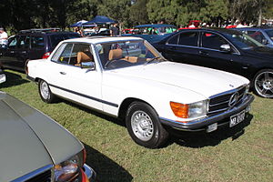 Mercedes 450 SLC C107