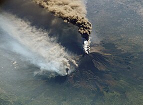 2002 Eruption, →photo description