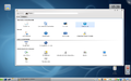Escritorio KDE 4.1 co Panel de Control do Escritorio no centro da imaxe