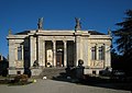 Logis du Plessis d'Argentré (18. century), now the Musée des Sciences