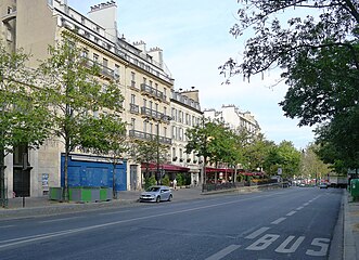 レピュブリック広場付近のタンプル大通り界隈 (Le boulevard du Temple à son débouché sur la place de la République.)