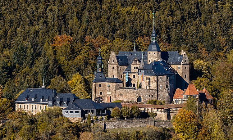 Крепость Лауэнштайн в Верхней Франконии