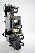 Projecteur Oehmichen E 2522 (1993.0418.AP) 7.jpg