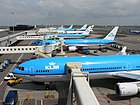 Jet bridges with KLM airplanes