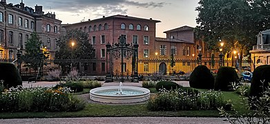 The Hôtel de Lestang seen from the steps of the Palais Niel in Toulouse