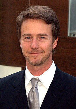 Edward Norton Metropolitan-oopperan ensi-illassa vuonna 2009.