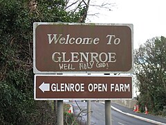 Glenroe sign in Kilcoole, County Wicklow (ROI).jpg