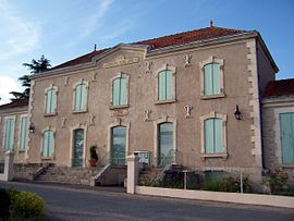 The town hall in Mauvezin-sur-Gupie